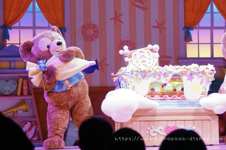 クリームをトッピング