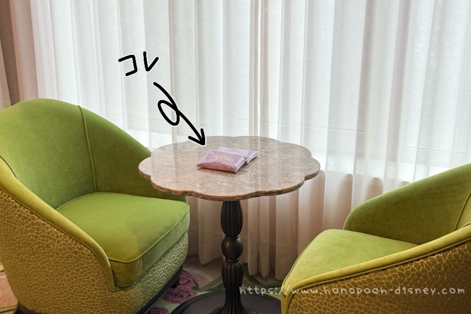 お部屋にセットされたエコバッグ