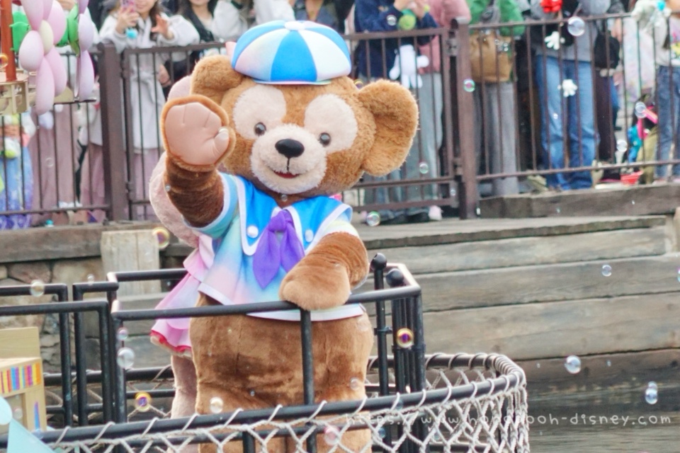 ダッフィー&フレンズのカラフルハピネスジャーニー