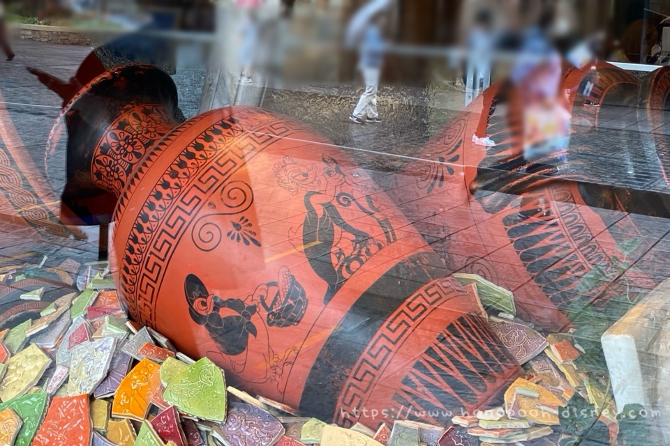 アンフォラをオマージュした作品